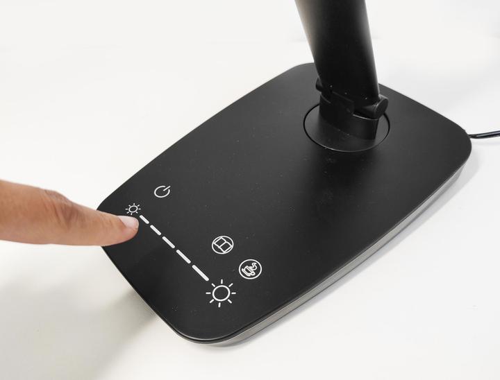 Actual product image Unilux Twistled (1558 lm)