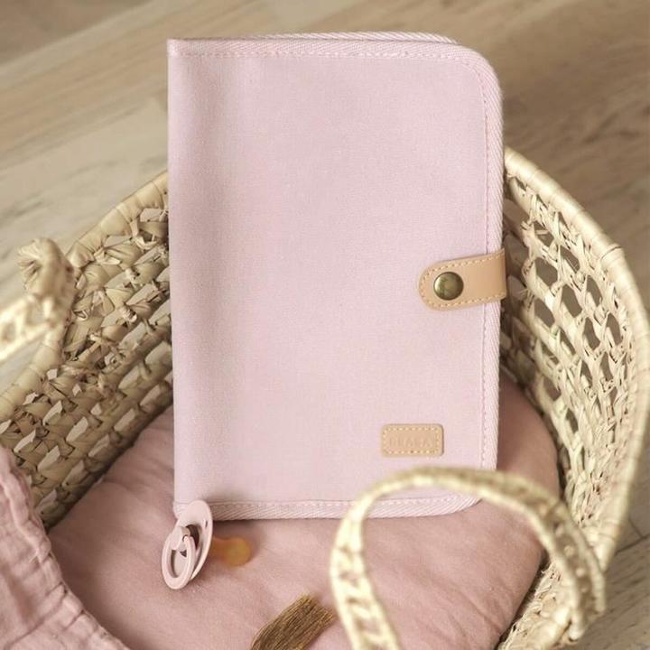 Image du produit Beaba Protection du carnet de santé