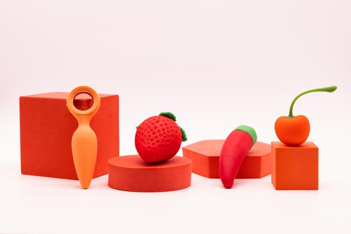 Actual product image Emojibator Vibrator Chilli Cherry