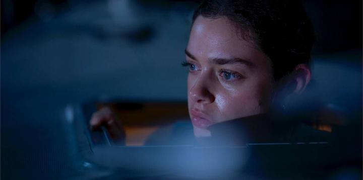 Actual product image Dangerous Waters - Survival is everything - BR (Blu-ray, 2024, German, English)