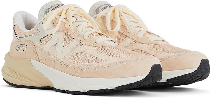 Produktbild New Balance U990VR6 (43)