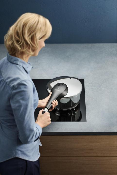 Immagine prodotto WMF Schnellkochtopf 4,5l Dampfkochtopf Perfect Premium Induktion Edelstahl 18/10 (Cucina a vapore, Acciaio inossidabile, 22 x 13.50 cm)