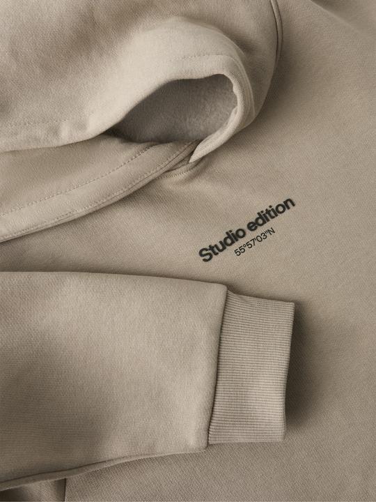 Produktbild Name it Nkmbrody Ls Nreg Sweat Wh Bru Noos (134, 140)