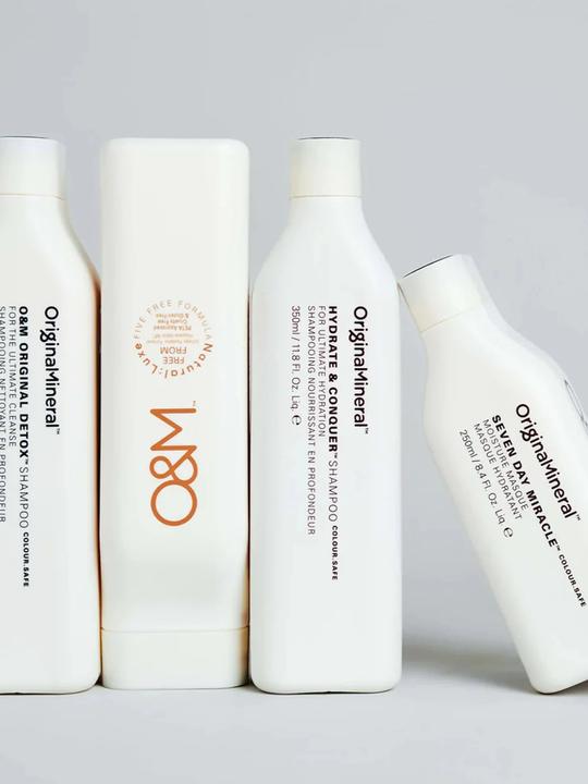 Immagine prodotto O&M Original Mineral O&M Haircare - Hydrate & Conquer Conditioner (1000 ml)