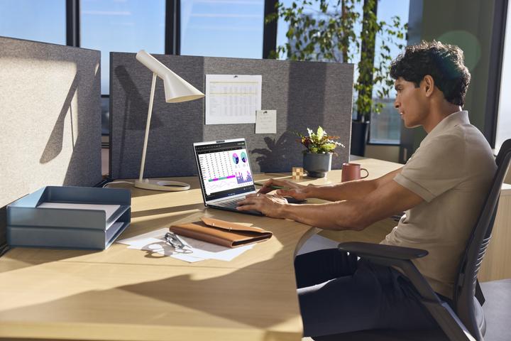 Immagine prodotto HP EliteBook X G2i Next Gen AI PC (14", 512 GB, 32 GB, CH, Intel Core Ultra 7 356H)