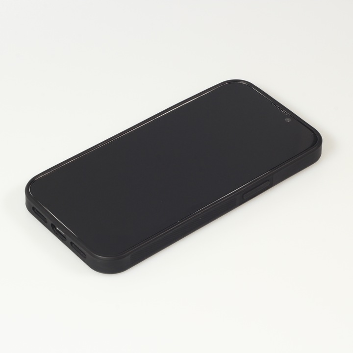 Actual product image Carbomile Cover Carbon Fiber (Compatible with MagSafe) (Apple iPhone 14 Pro Max)