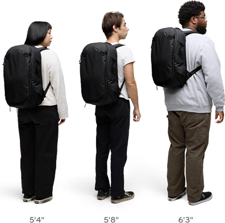 Actual product image Peak Design Travel Backpack (27 l)