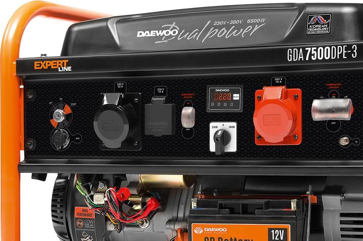 Produktbild Daewoo Power Products Benzin Stromerzeuger DUAL POWER (6000 W, 30 l)