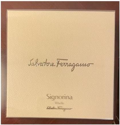 Produktbild Salvatore Ferragamo Signorina Ribelle 100ml EDP 10ml EDP 50ml Body Lotion - Pack of 3 (Eau de Parfum, 100 ml)