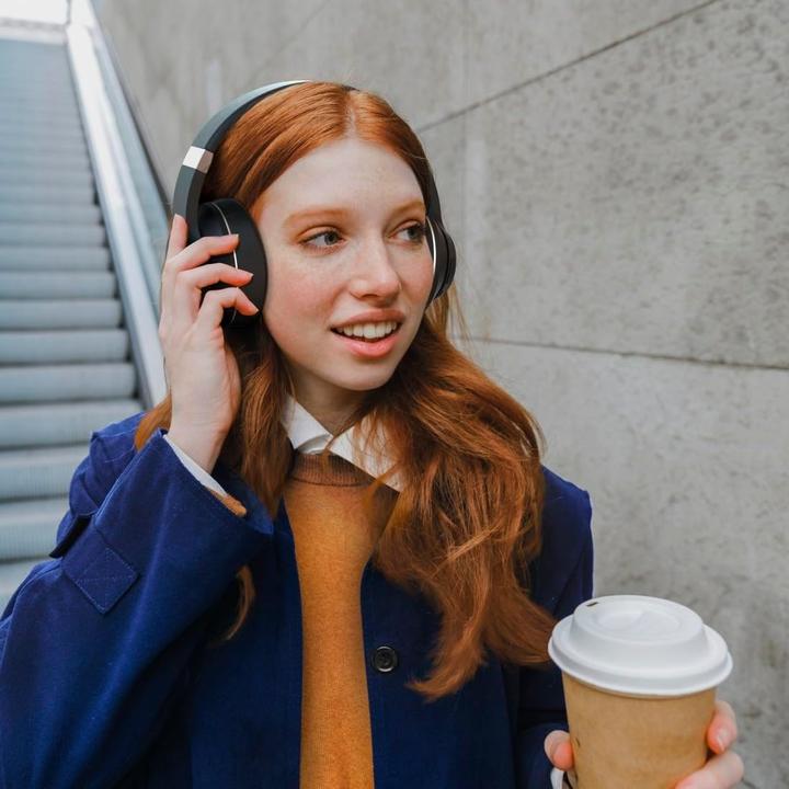 Image du produit Hama Passion Voyage (ANC, 20 h, Sans fil)