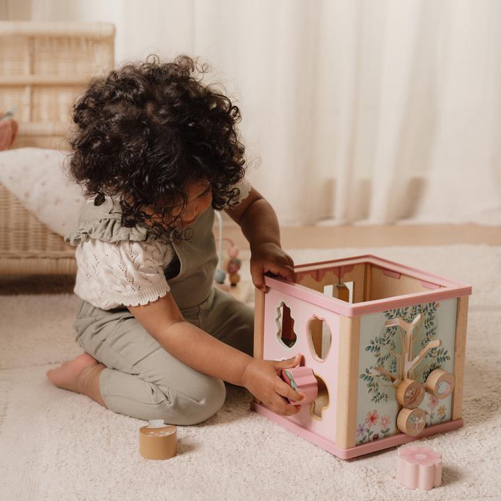 Produktbild Little Dutch Aktivitätenwürfel Fairy Garden mit Motorikschleife