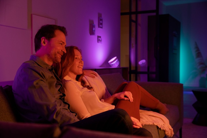 Produktbild Philips Hue Iris BT (570 lm)