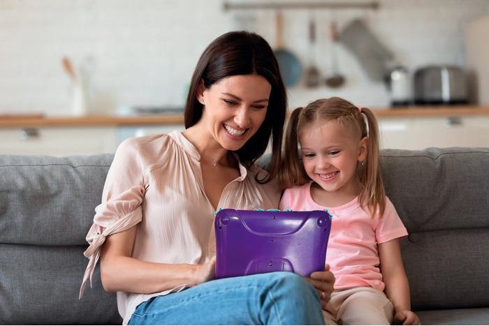 Actual product image Clementoni Frozen Alphabet Pad 4+