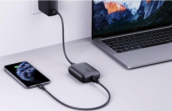 Actual product image Aukey Basix Mini (10000 mAh, 22.50 W, 37 Wh)