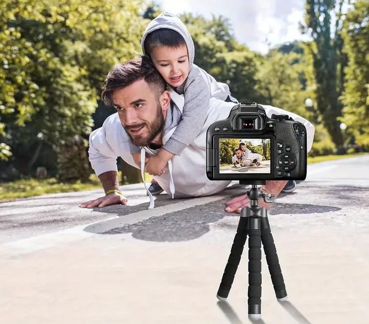 Actual product image Kikkerland Smartphone Tripod (Foam material, Fabric, Plastic)