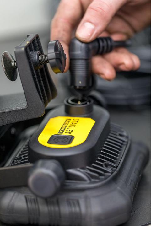 Actual product image Stanley LED spotlight (500 lm)
