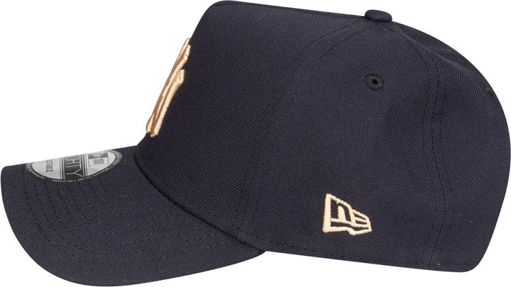 Actual product image New Era 9Forty A-Frame Trucker Cap New York Yankees navy