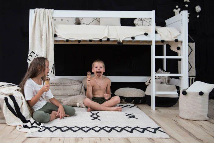 Actual product image Lorena Canals Atlas (120 x 160 cm)