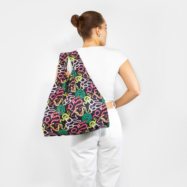 Actual product image Kind Bag Medium Bag Sizzling Snakes