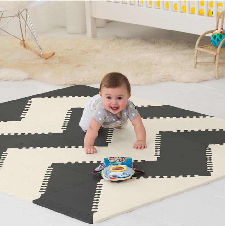 Actual product image Skiphop Playspot Black/Cream (142 x 178 cm)