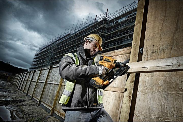 Immagine prodotto DeWalt Chiodatrice a batteria 90mm 18.0 V / 5.0 Ah