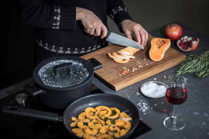 Produktbild Fiskars Hard Edge Large cook's peilis (20 cm)