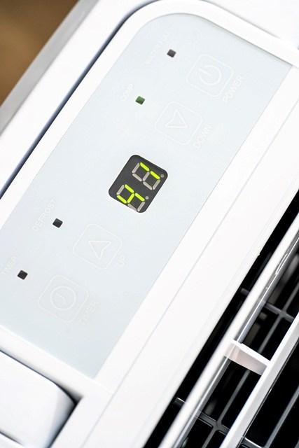 Image du produit Adler Kompresorinis drėgmės surinkėjas AD-7861 (60 m², 10 l/24h)