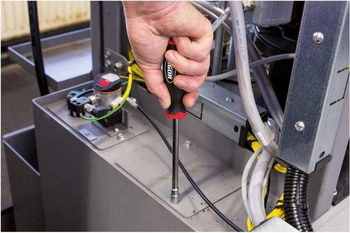 Actual product image Vigor Socket Wrench-Screwdriver Set 6pcs (External hexagon)