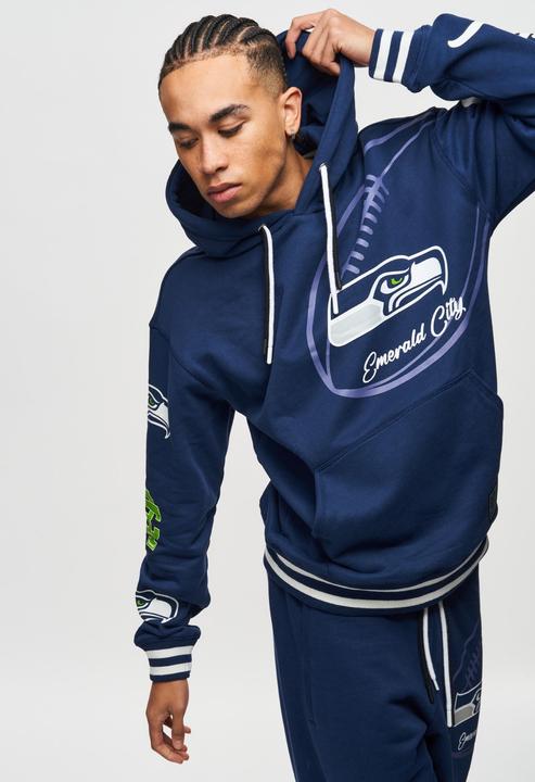 Immagine prodotto Recovered Re:coperta con cappuccio in pile - PATCHES Seattle Seahawks (M)