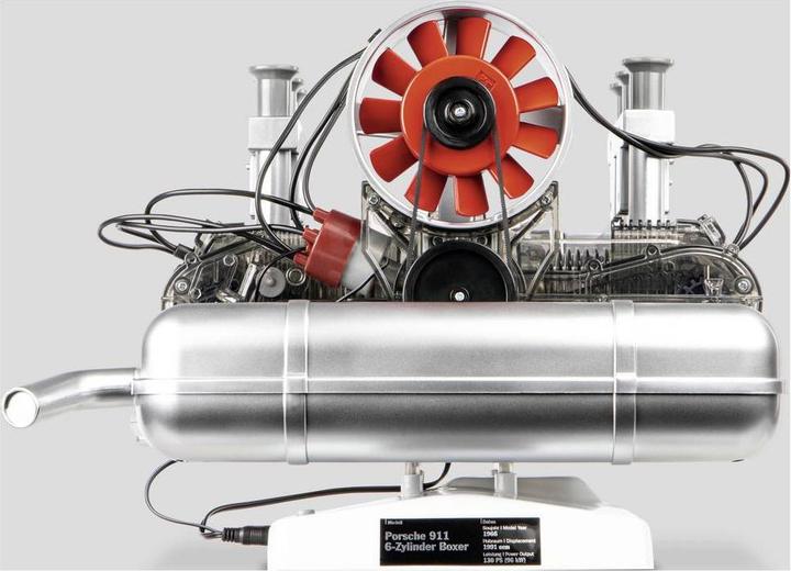 Actual product image Franzis Porsche 911 Boxermotor, Motorbausatz im Massstab 1:3