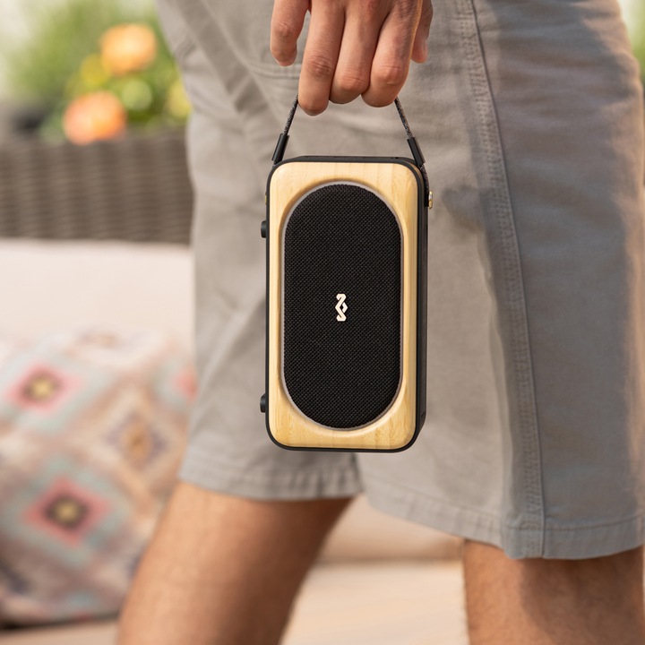 Actual product image House of Marley Roots Solar Bluetooth Speaker (14 h, Solar panel)