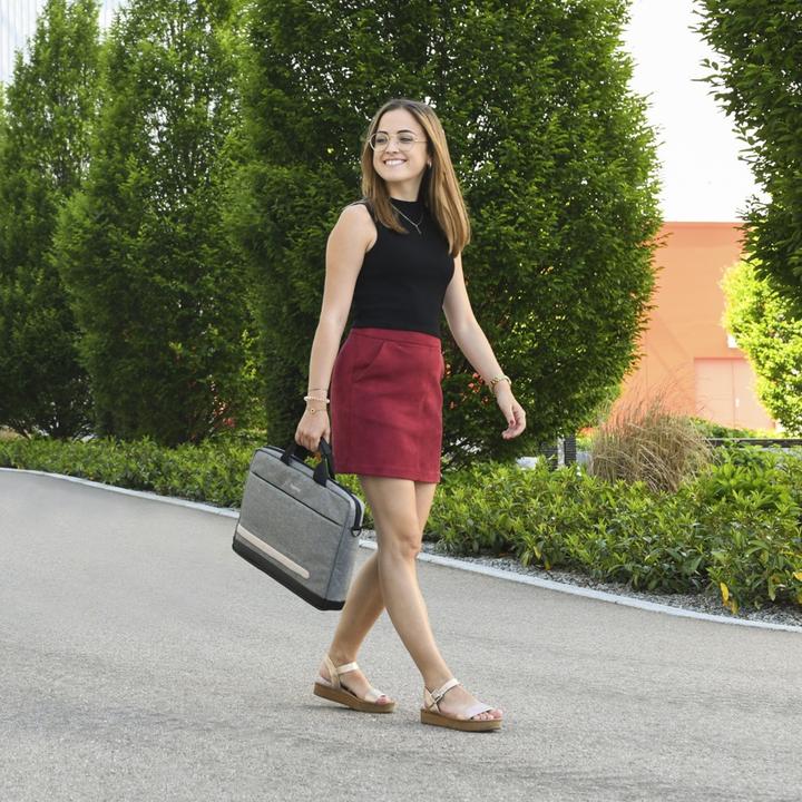 Produktbild Hama Terra (15.60", Universal)