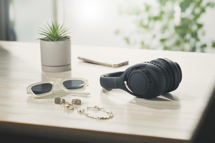 Actual product image Audio-Technica ATH-S300BT (ANC, 60 h, Cable, Wireless)