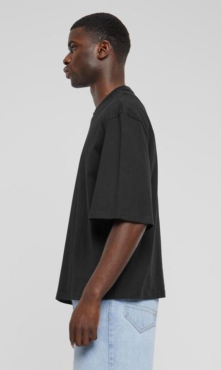 Actual product image Urban Classics Organic Oversized Cropped Tee - 138081 (4XL)