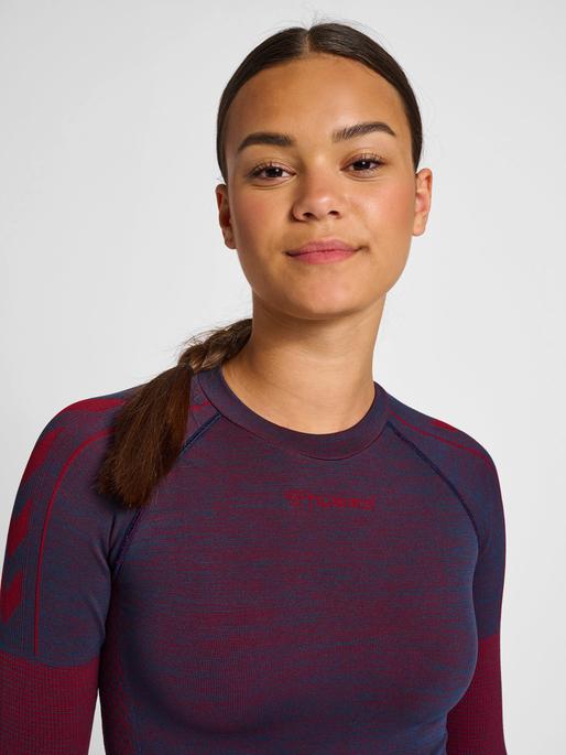Actual product image hummel Mt Aly Seamless T-Shirt L/S (XS)