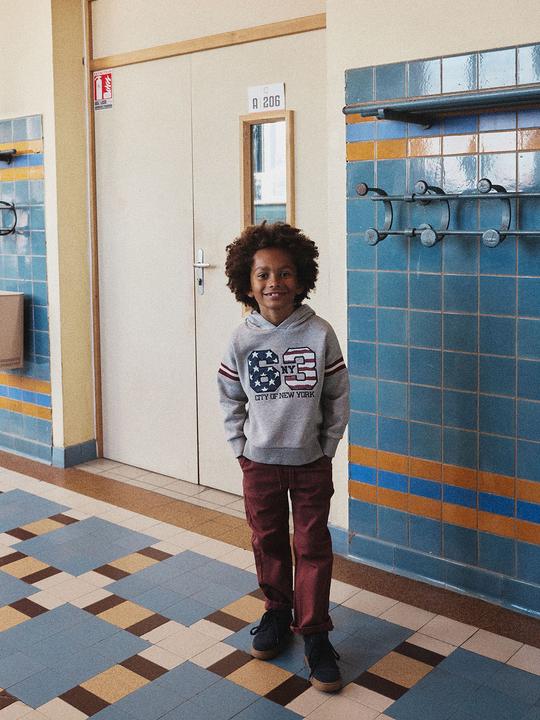 Immagine prodotto Vertbaudet Jungen Kapuzensweatshirt mit Print NY City, Recycling-Polyester (92)