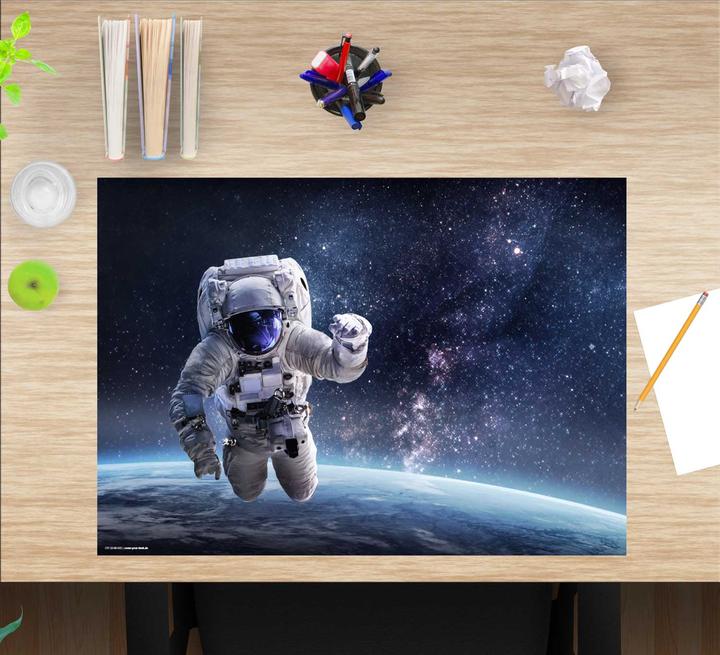 Produktbild CoverYourDesk Schreibtischunterlage Astronaut (60 x 40 cm)
