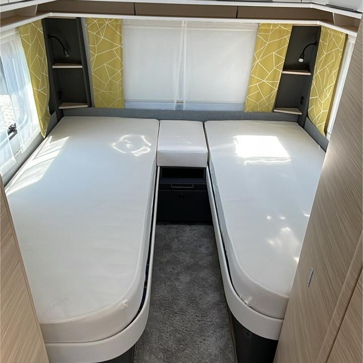 Actual product image Erwin Müller Spannbettlaken 3er-Set für Wohnmobil/Wohnwagen Heckbett (70 x 190 cm)