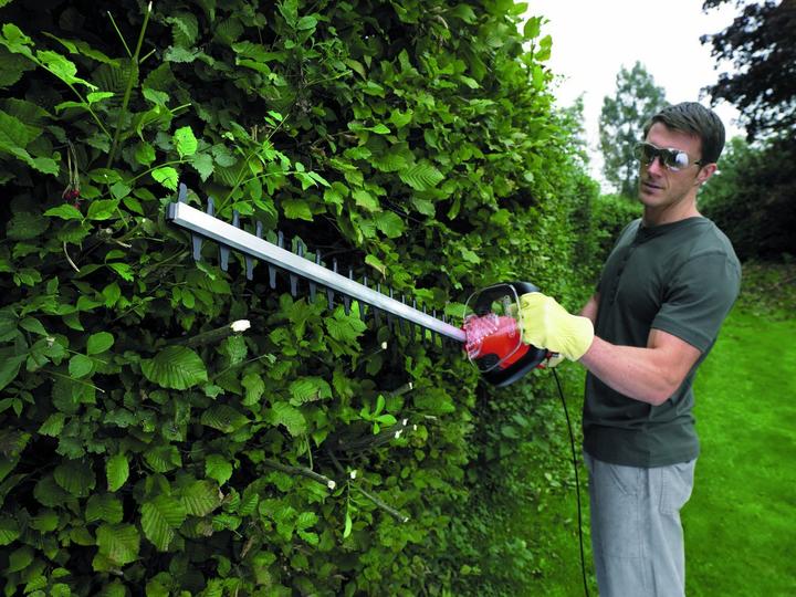 Produktbild Black & Decker Gt7030 (Elektroheckenschere)