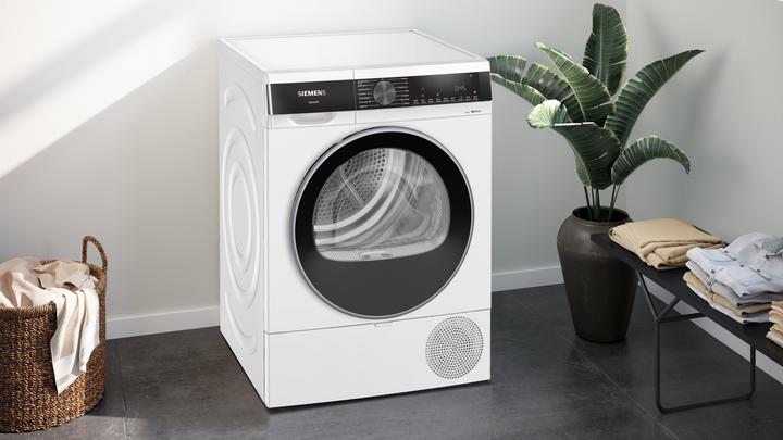 Actual product image Siemens iQ500 Heat Pump Dryer (8 kg, Right)