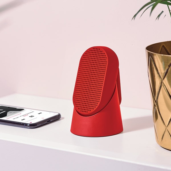 Actual product image Lexon Mino T Wodoodporny głośnik z podstawką i karabińczykiem czerwony/red LA124R9