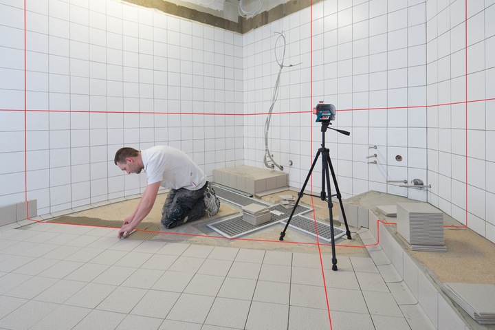 Immagine prodotto Bosch Professional Laser lineare GLL 3-80 C (4x1.5V AA, scatola)