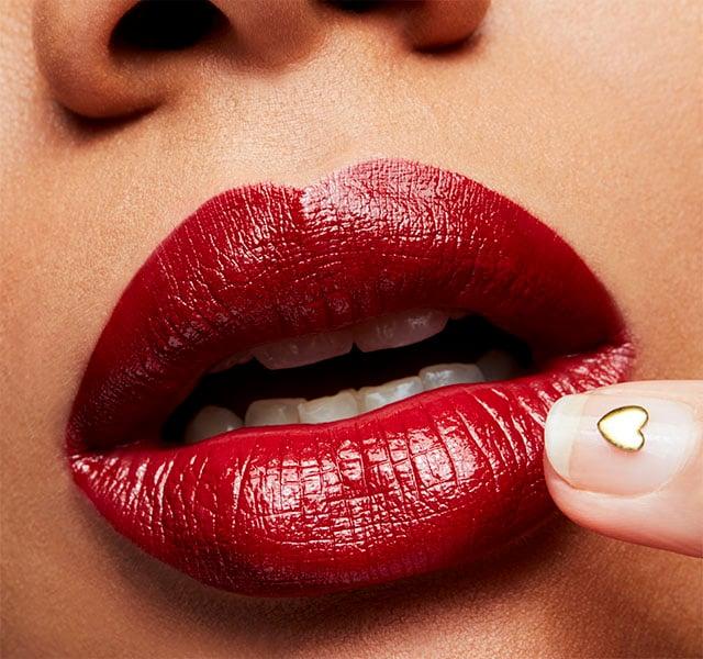 Produktbild MAC Cosmetics Amplified Lipstick (108 Dubonnet)