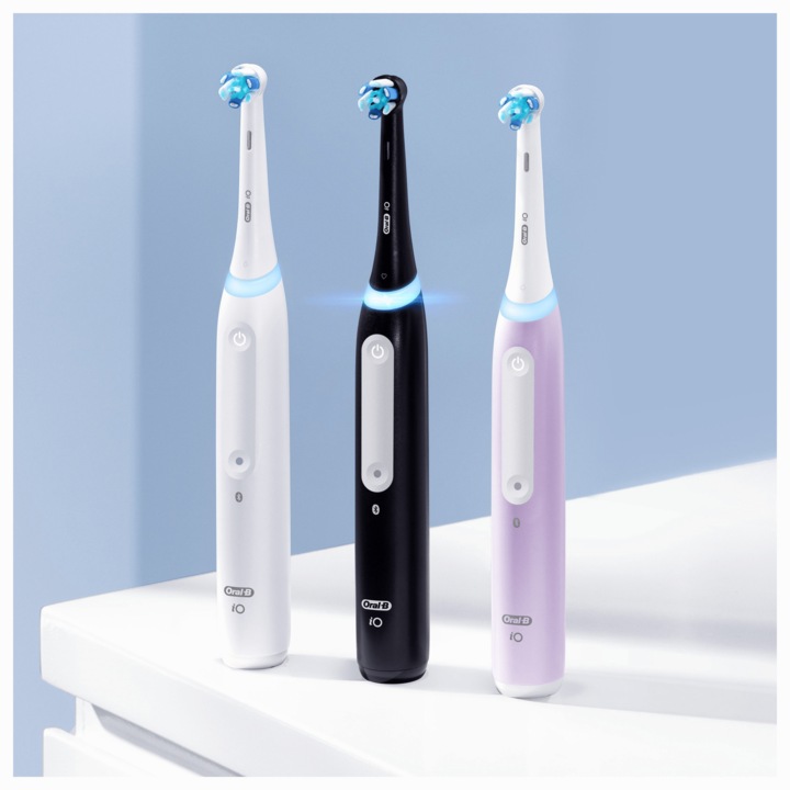 Actual product image Oral-B iO Series 4 (Oscillating toothbrush)