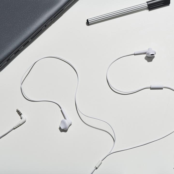 Actual product image Panasonic RP-TCM55E Headset Wired In-ear Calls/Music White (Cable)