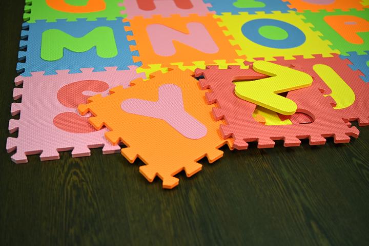 Produktbild Knorrtoys Puzzlematte - "Alphabet"/26-tlg./32 cm (160 x 160 cm)