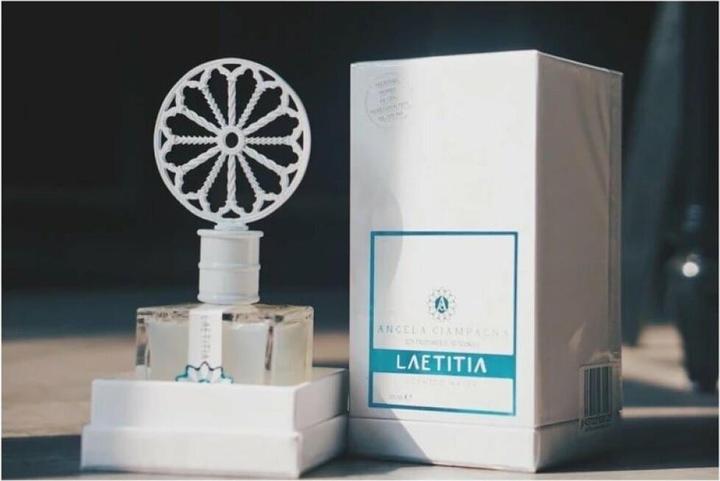 Immagine prodotto Angela Ciampagna De Vita Collection Laetitia Extrait De Parfum 100 ml (Extrait De Parfum, 100 ml)