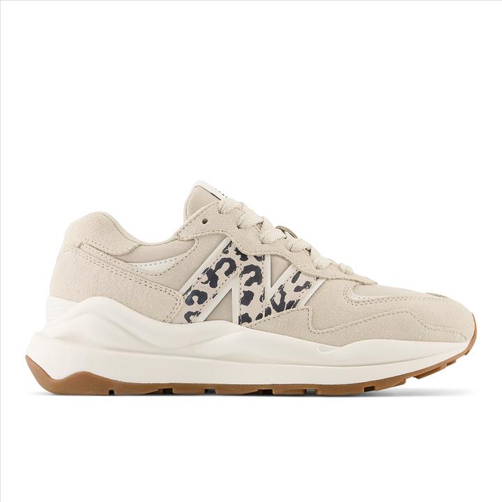Produktbild New Balance W5740APB (39)