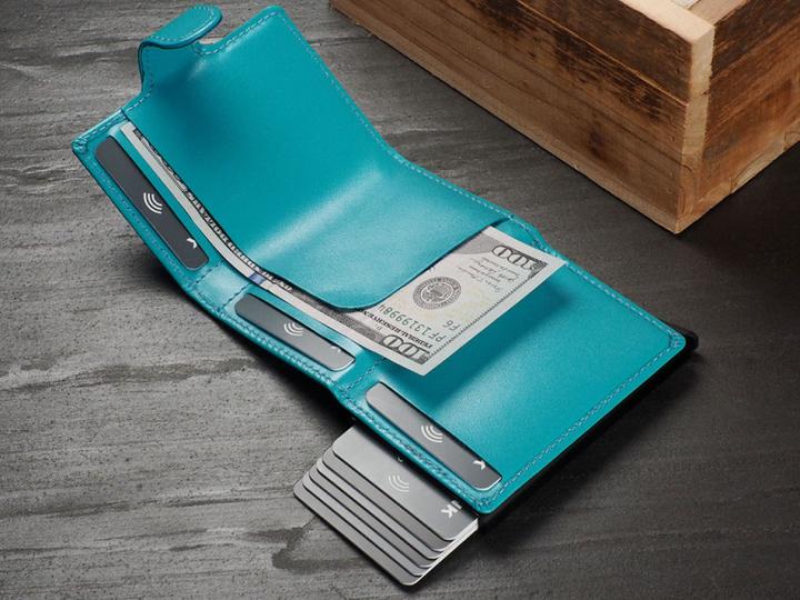 Actual product image Pularys Wallet SOHO ZIP credit card holder