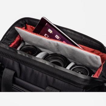 Actual product image Hama Multitrans 200 camera bag (Camera shoulder bag)
